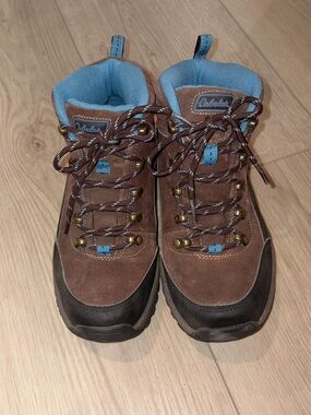 Cabela's Brown Hiking Boots with Light Blue Lining